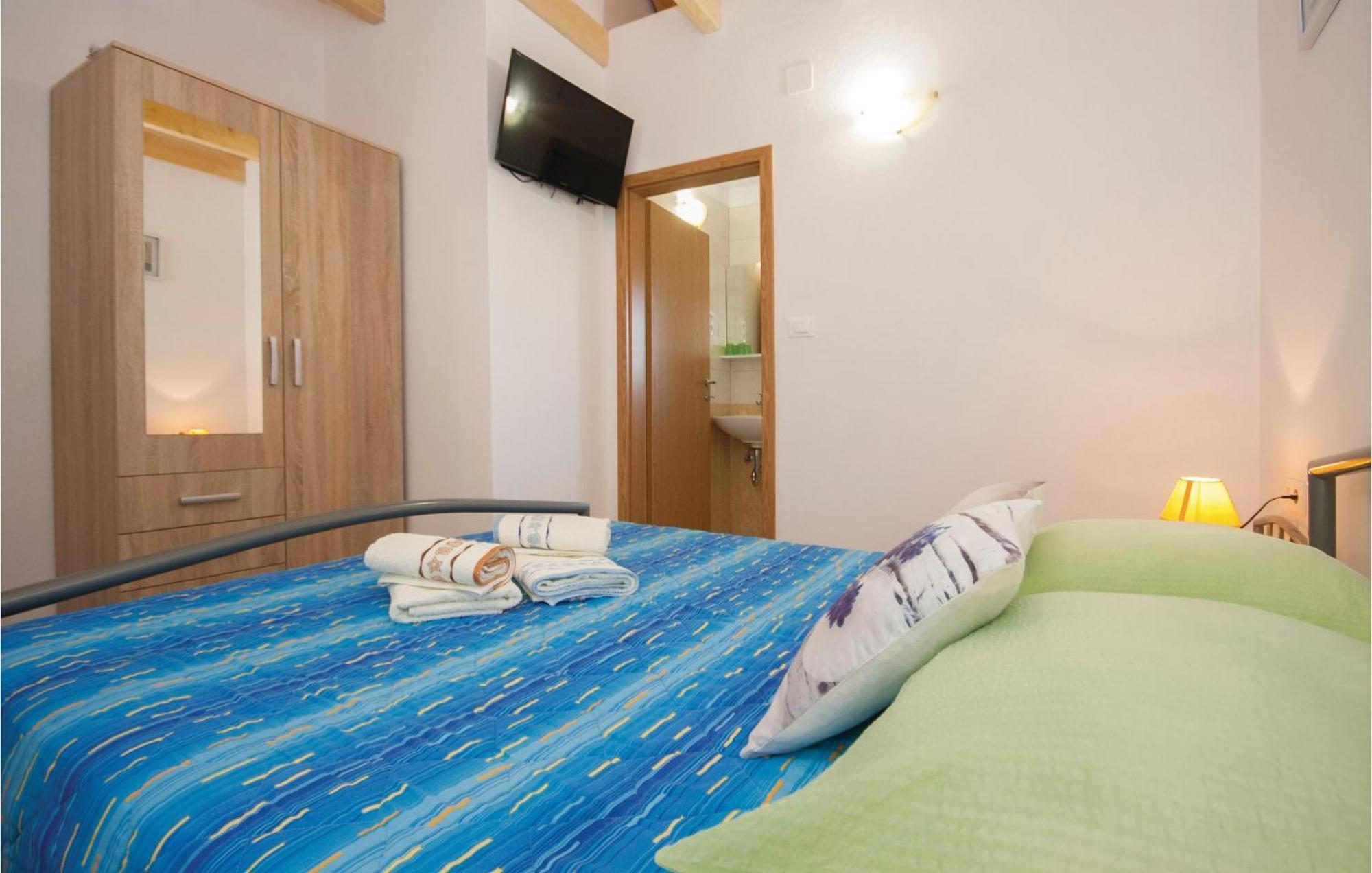 Lovely Home In Lozovac With Wifi Εξωτερικό φωτογραφία