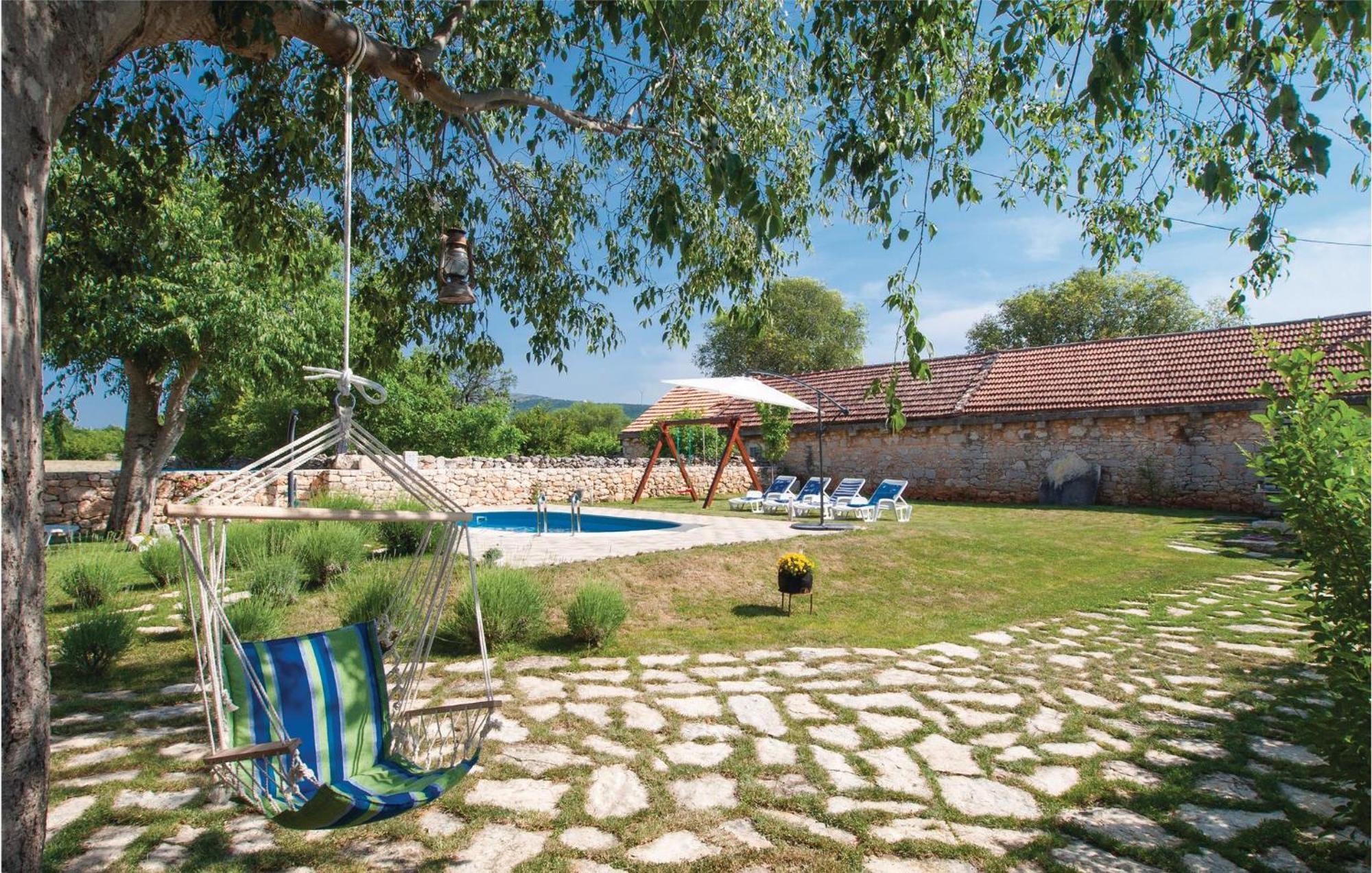 Lovely Home In Lozovac With Wifi Εξωτερικό φωτογραφία